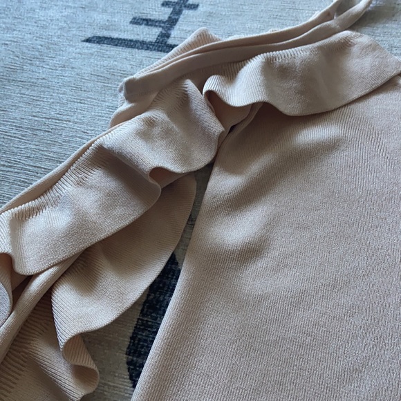 Club Monaco Pink Lesley Off-Shoulder Knit Top - Picture 3 of 5